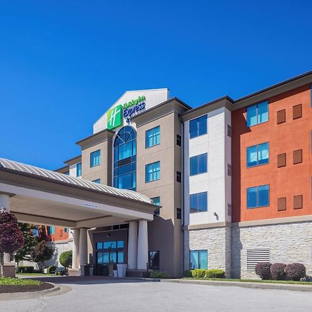 Holiday Inn Express & Suites Kansas City Airport By Ihg Buitenkant foto
