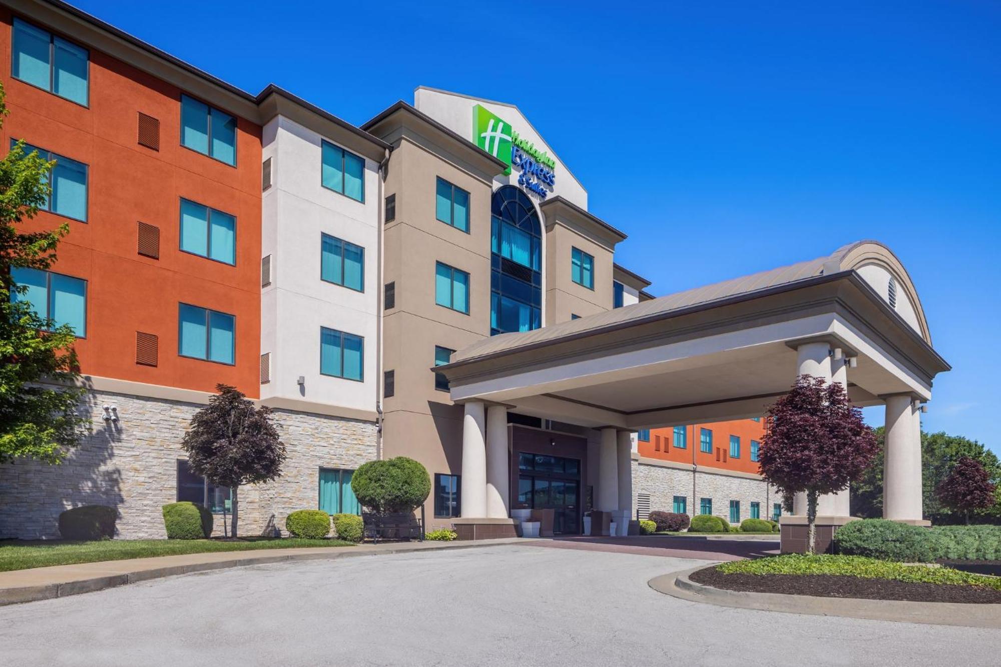 Holiday Inn Express & Suites Kansas City Airport By Ihg Buitenkant foto