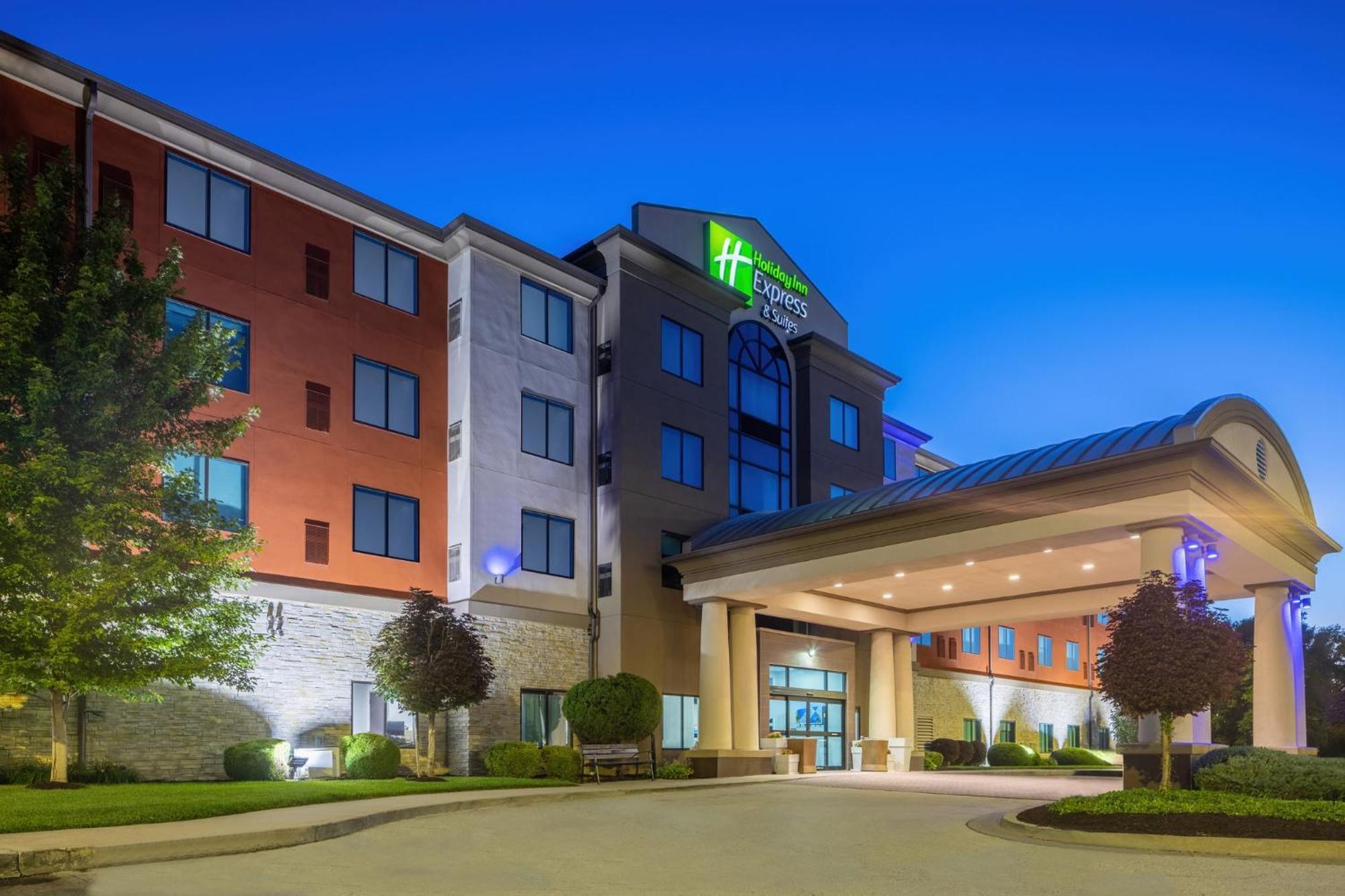 Holiday Inn Express & Suites Kansas City Airport By Ihg Buitenkant foto